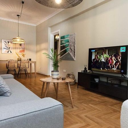 Pagrati Urban Oasis Getaway 2Bd Apt With Balcony Афины Экстерьер фото